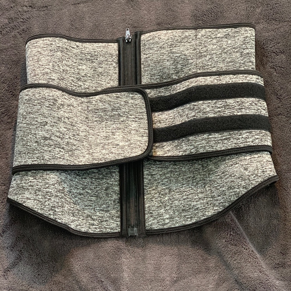 NWOT Waist Trainer